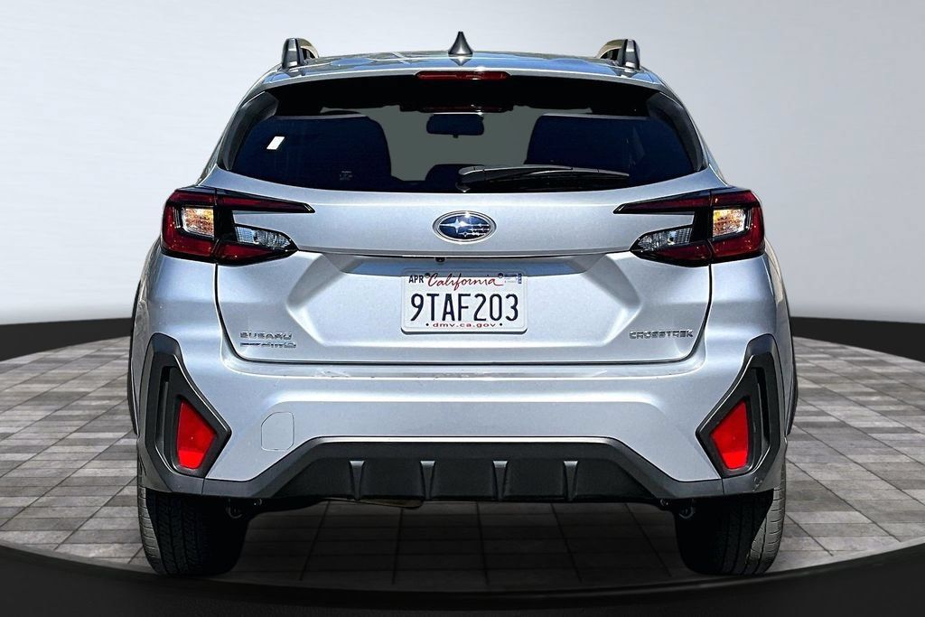 Used 2025 Subaru Crosstrek 2.5i Premium AWD/4WD image 23