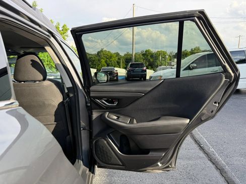 Used 2025 Subaru Outback Premium w/ Popular Package #1A AWD/4WD image 26