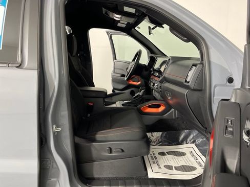 Certified 2025 Nissan Frontier Pro-X w/ Pro Convenience Package RWD image 40