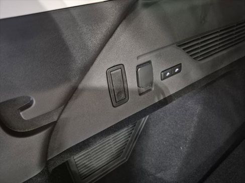 New 2026 Lincoln Nautilus Premier w/ Jet Appearance Package image 22