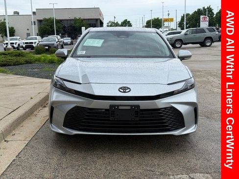 Used 2025 Toyota Camry LE AWD/4WD image 8