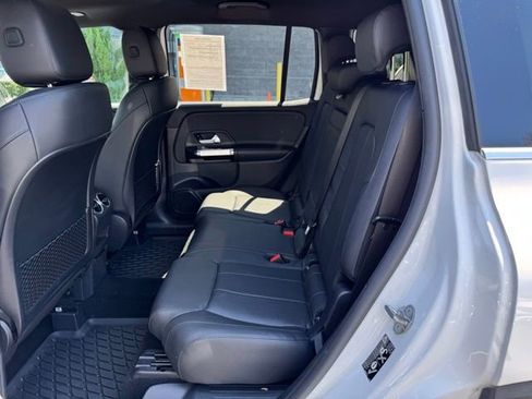 Certified 2022 Mercedes-Benz GLB 250 4MATIC image 13