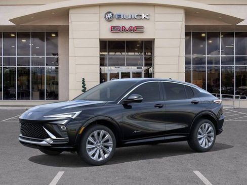 New 2026 Buick Envista Avenir FWD image 2