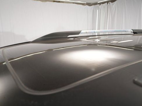 Used 2019 GMC Acadia Denali image 17