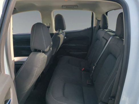 Used 2022 Chevrolet Colorado LT w/ Safety Package image 13