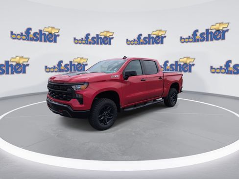 Used 2025 Chevrolet Silverado 1500 Custom Trail Boss AWD/4WD image 9