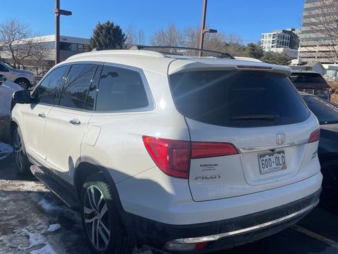 Used 2016 Honda Pilot Touring image 3