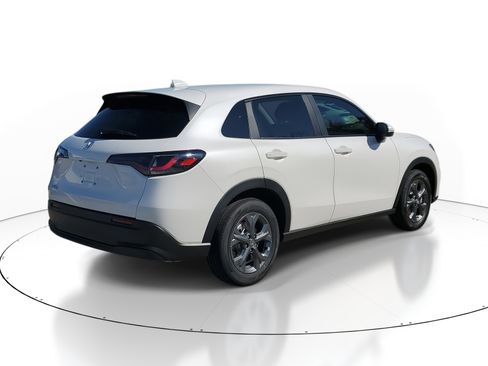 New 2026 Honda HR-V LX image 4