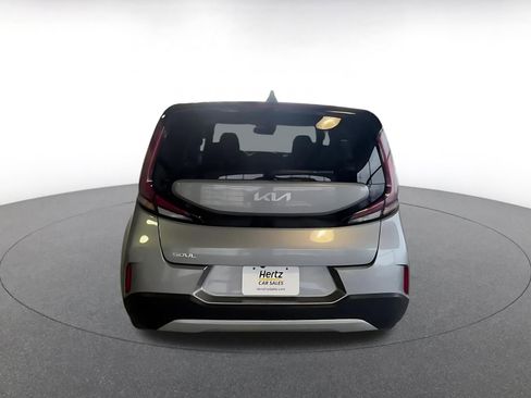 Used 2025 Kia Soul LX w/ LX Technology Package image 11