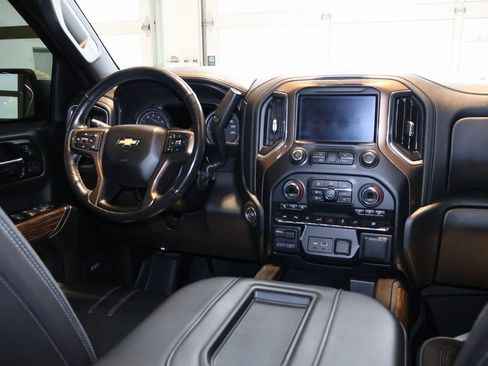 Used 2019 Chevrolet Silverado 1500 High Country w/ High Country Premium Package image 29