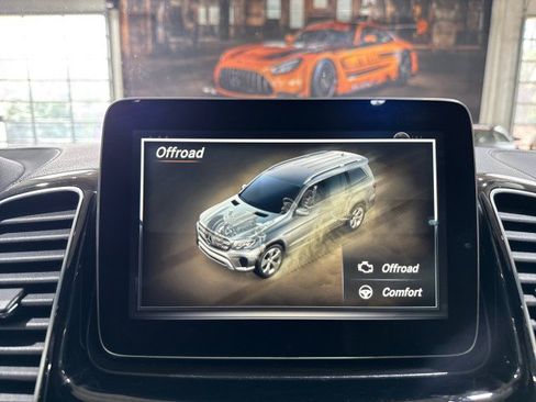 Used 2017 Mercedes-Benz GLS 450 4MATIC w/ Premium Package image 89