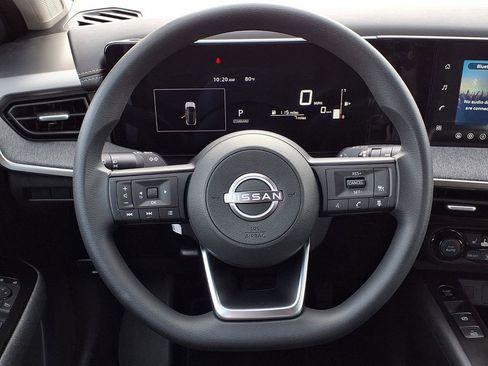 New 2026 Nissan Kicks SV w/ SV Premium Package image 18