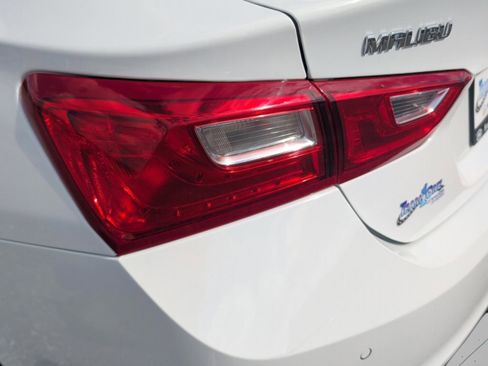 Used 2025 Chevrolet Malibu LT image 34