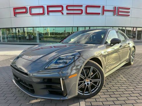 Certified 2026 Porsche Panamera RWD image 1