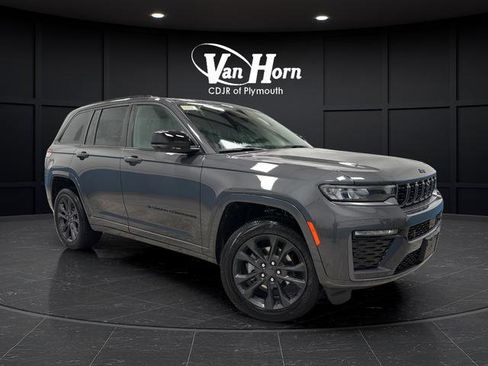 New 2026 Jeep Grand Cherokee Limited image 1