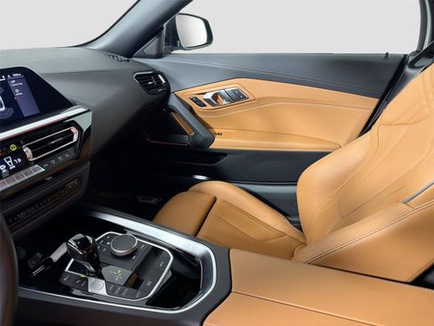 Used 2023 BMW Z4 sDrive30i w/ Convenience Package RWD image 22