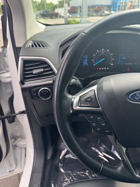 Used 2023 Ford Edge SEL AWD/4WD image 14