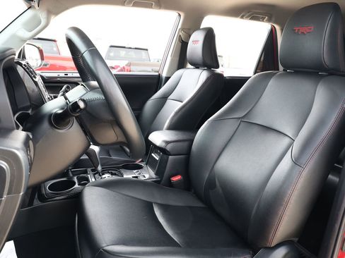 Used 2021 Toyota 4Runner TRD Off-Road Premium image 28