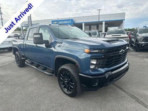 New 2026 Chevrolet Silverado 2500 Custom w/ Custom Value Package AWD/4WD image 1