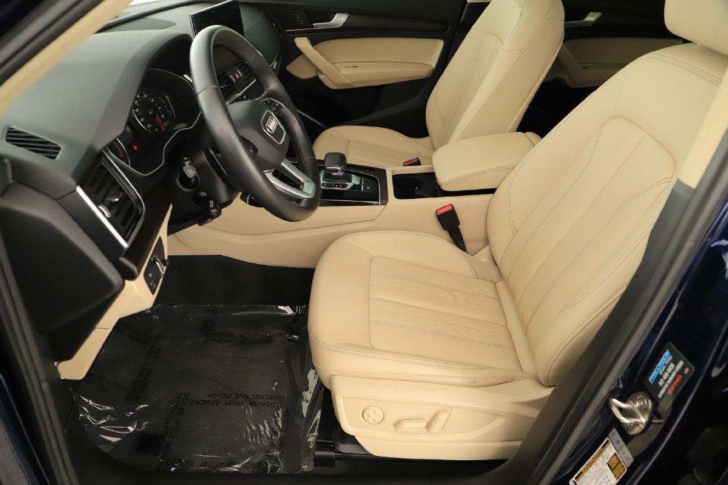Certified 2023 Audi Q5 2.0T Premium w/ Convenience Package AWD/4WD image 24