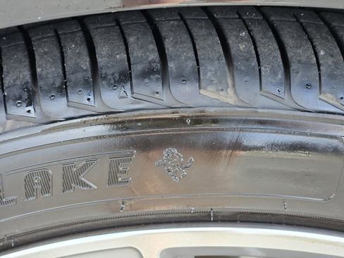 Used 2018 Chevrolet Camaro LT w/ RS Package image 11