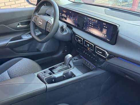 New 2026 Nissan Sentra SV w/ SV Convenience Package FWD image 13