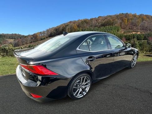 Used 2020 Lexus IS 350 F Sport w/ F Sport Package image 7