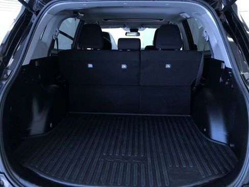 Certified 2018 Toyota RAV4 XLE w/ Plus Extra Value Package AWD/4WD image 32