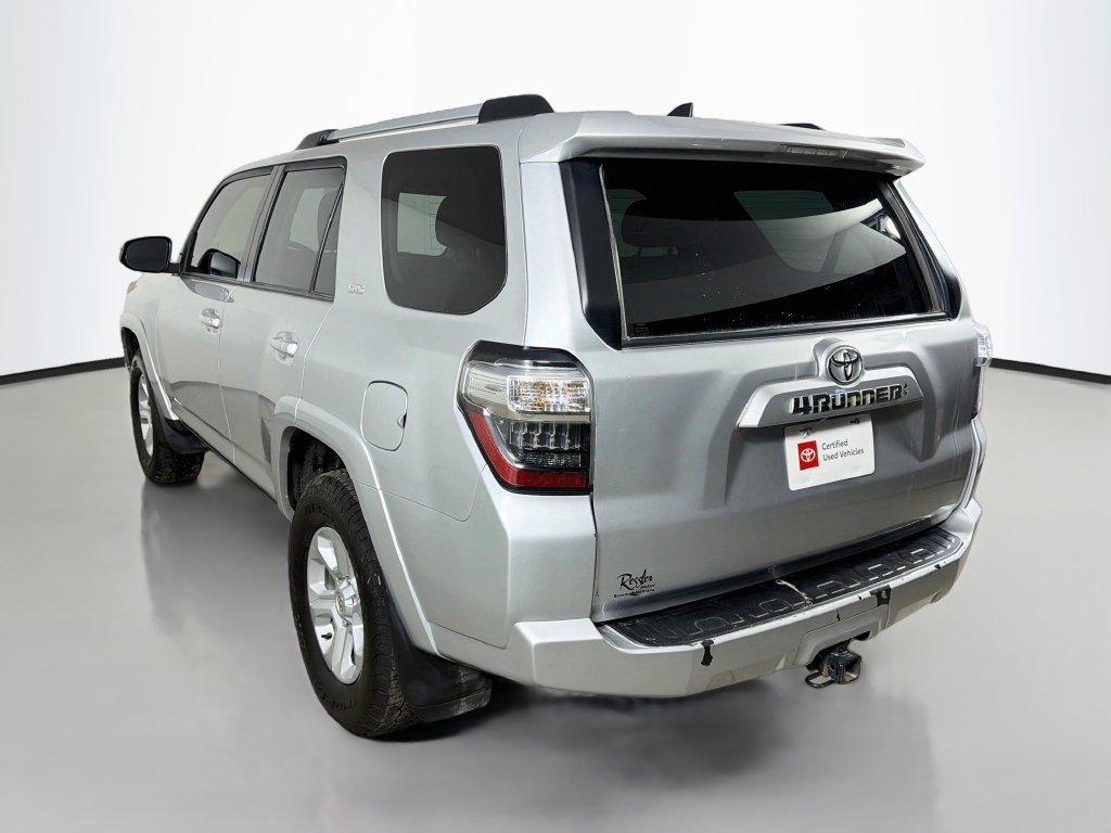 Used 2022 Toyota 4Runner SR5 AWD/4WD image 8