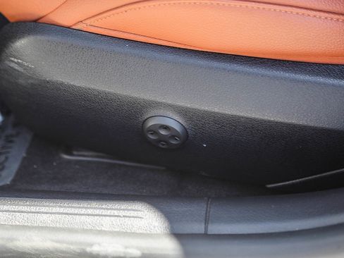 Used 2023 Mercedes-Benz C 300 Sedan image 19