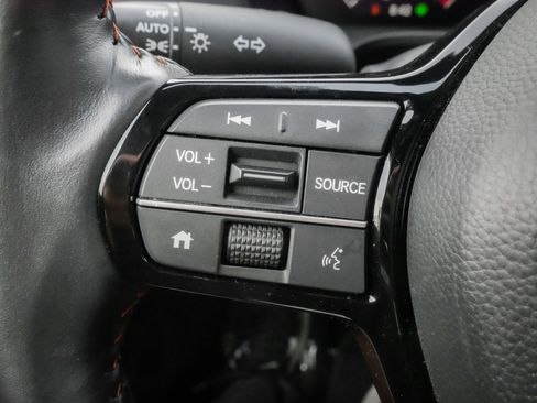 Used 2025 Honda HR-V Sport image 19