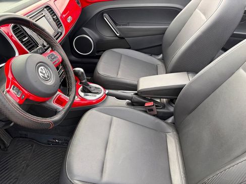 Used 2018 Volkswagen Beetle 2.0T S image 9