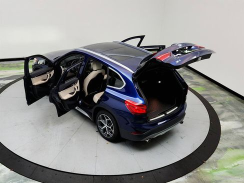 Used 2019 BMW X1 xDrive28i w/ Convenience Package AWD/4WD image 36