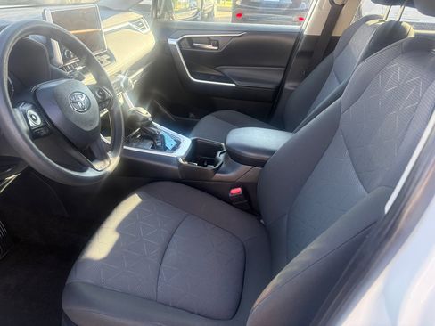 Used 2024 Toyota RAV4 XLE image 12