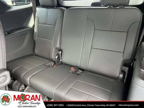 Certified 2023 Chevrolet Traverse RS w/ LPO, Floor Liner Package AWD/4WD image 14