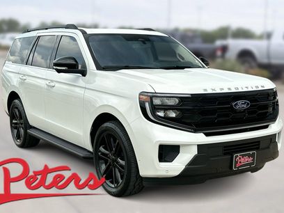 Used 2025 Ford Expedition Active