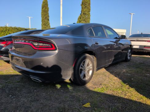 Used 2019 Dodge Charger Scat Pack w/ Dynamics Package image 2