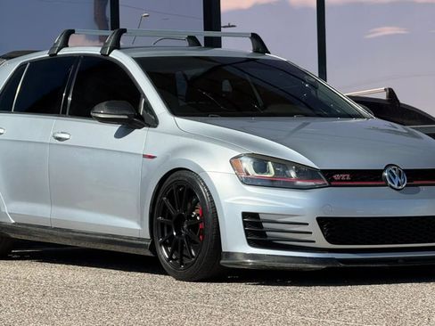 Used 2017 Volkswagen GTI Sport FWD image 17