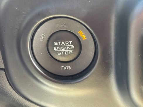 Used 2021 Jeep Wrangler Unlimited Sport AWD/4WD image 23