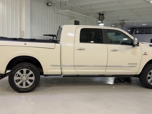 Used 2022 RAM 3500 Limited image 2