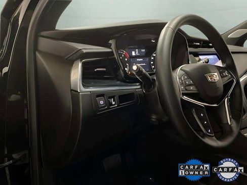 Used 2025 Cadillac XT5 Premium Luxury image 35