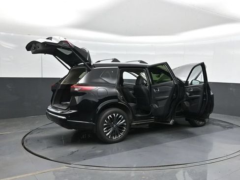 Used 2026 Nissan Rogue Platinum w/ Platinum Premium Package AWD/4WD image 60