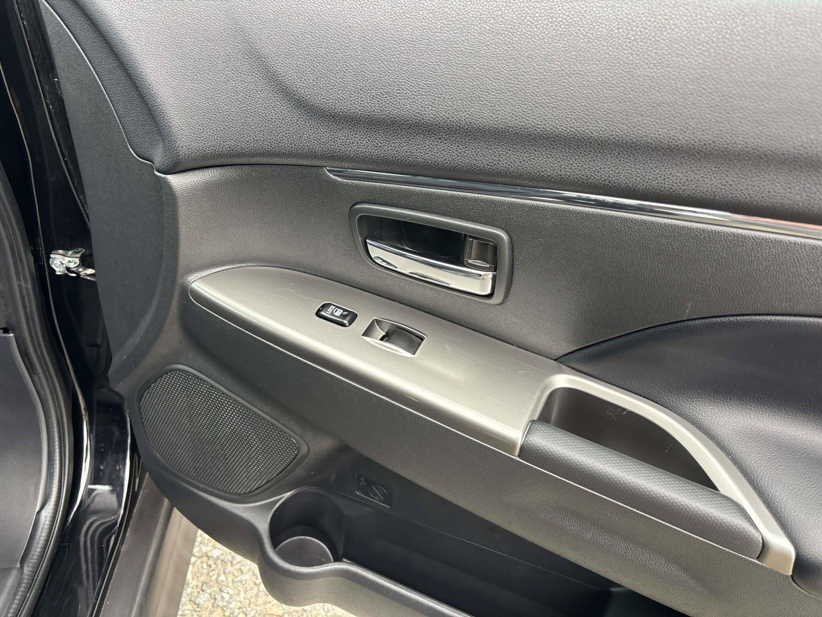 Used 2024 Mitsubishi Outlander Sport AWD image 17