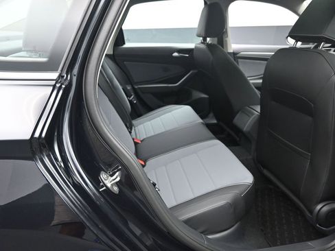 New 2026 Volkswagen Jetta SE FWD image 24