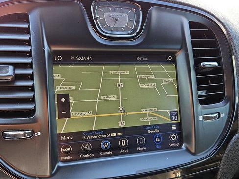 Used 2021 Chrysler 300 S RWD image 18