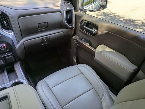 Used 2020 GMC Sierra 1500 SLT w/ SLT Premium Plus Package AWD/4WD image 18
