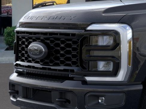 New 2026 Ford F250 XLT w/ XLT Premium Package image 17