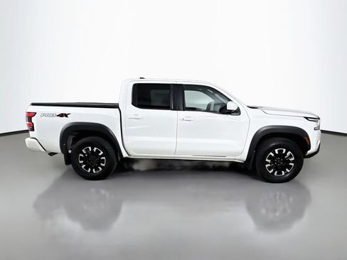 Used 2022 Nissan Frontier PRO-4X AWD/4WD image 9