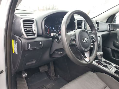 Used 2019 Kia Sportage LX image 14