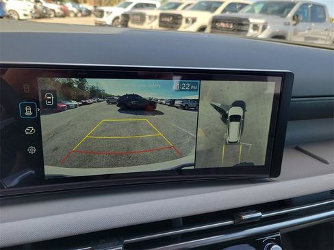 New 2026 Hyundai Tucson Limited image 18